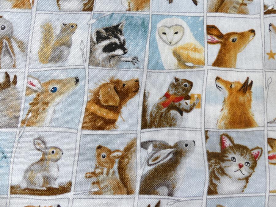 Patchworkstoff Woodland Friends mit mini Tieren Nahansicht
